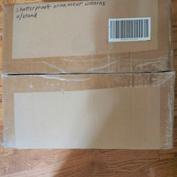 Vintage QVC Set 2 Shatterproof Ornament Wreaths 2/Stands by David Shindler NWT - Picture 7 of 7